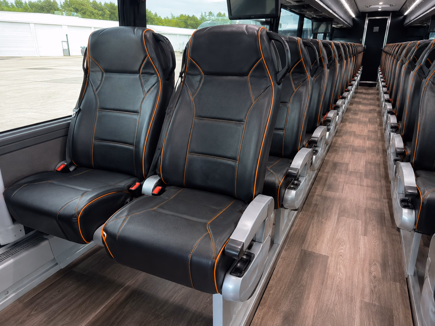 how the distance and duration of your trip affect charter bus rates in san clemente