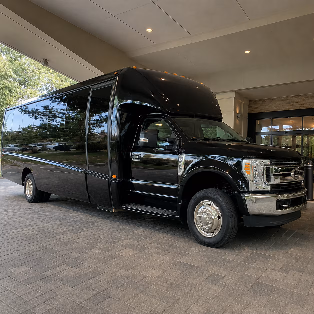 minibus rentals for coastal ecology and tide pool field trips near san clemente